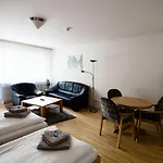 A&A Apartment Am Langen Weiher